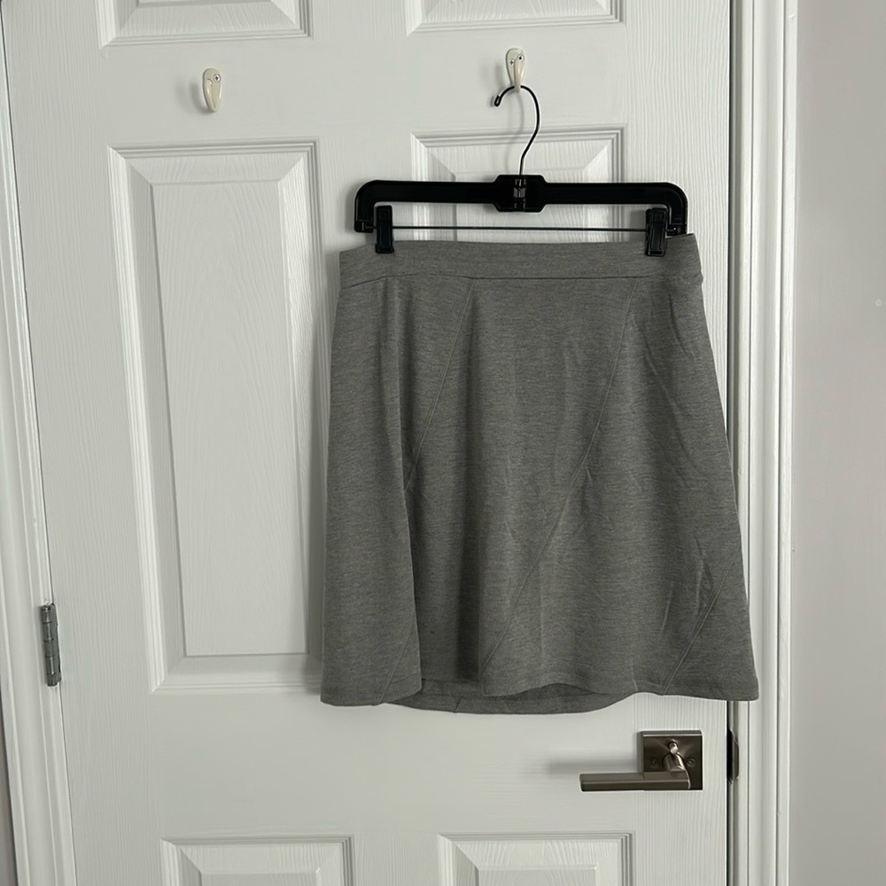 Dakini grey skirt M small zip pocket elastic flat waist Aline skirt modal/poly